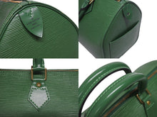 Load image into Gallery viewer, LOUIS VUITTON ルイヴィトン スピーディ30 ハンドバッグ M43004 カバン エピ グリーン レザー 美品 中古 4b005591