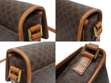 画像をギャラリービューアに読み込む, CELINE セリーヌ マカダム デカサークル金具 フラップ ショルダーバッグ M13 イタリア製 ブラウン ゴールド金具 美品 中古 4b005605