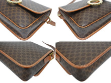 画像をギャラリービューアに読み込む, CELINE セリーヌ マカダム デカサークル金具 フラップ ショルダーバッグ M13 イタリア製 ブラウン ゴールド金具 美品 中古 4b005605