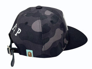 新品未使用 A BATHING APE アベイシングエイプ RSVP 2015年 コラボ BAPE キャップ 帽子 カモ柄 ホワイト ブラック 中古 4b005638