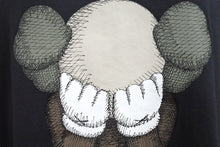 画像をギャラリービューアに読み込む, 新品未使用 UNIQLO KAWS ユニクロ カウズ グラフィックＴシャツ 446311 コットン ダークグレイ サイズXL 中古 4b005649