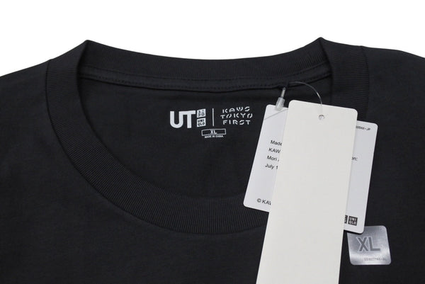 新品未使用 UNIQLO KAWS ユニクロ カウズ グラフィックＴシャツ 446311 コットン ダークグレイ サイズXL 中古 4b005649
