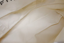 画像をギャラリービューアに読み込む, 新品未使用 UNIQLO KAWS ユニクロ カウズ KAWS TOKYO FIRST トートバッグ キャンバス オフホワイト 総柄 中古 4b005653