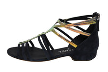 Load image into Gallery viewer, CHANEL シャネル ココマーク スウェード グラディエーターサンダル ストラップサンダル ネイビー サイズ37C 中古 美品 4b005658