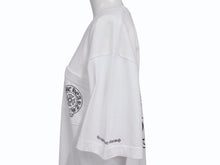 画像をギャラリービューアに読み込む, CHROME HEARTS クロムハーツ 半袖Tシャツ サイズL ホースシュー スクロールラベルロゴ プリント ホワイト 新型 美品 中古 4b005664