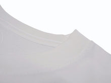 画像をギャラリービューアに読み込む, CHROME HEARTS クロムハーツ 半袖Tシャツ サイズL ホースシュー スクロールラベルロゴ プリント ホワイト 新型 美品 中古 4b005664