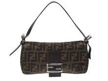 画像をギャラリービューアに読み込む, 極美品 FENDI フェンディ マンマバケット ワンショルダーバッグ 26424 ズッカ柄 キャンバス レザー ブラウン シルバー金具 中古 4b005677