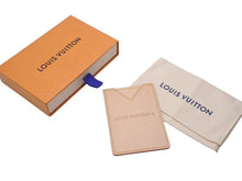 画像をギャラリービューアに読み込む, 新品未使用 LOUIS VUITTON ルイヴィトン ヴィヴィエンヌ ぺチュラ M80820 ベージュ カードケース 中古 4b005679