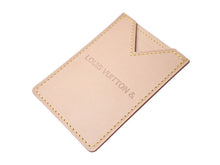 画像をギャラリービューアに読み込む, 新品未使用 LOUIS VUITTON ルイヴィトン ヴィヴィエンヌ ぺチュラ M80820 ベージュ カードケース 中古 4b005679