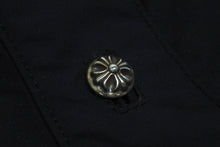 画像をギャラリービューアに読み込む, CHROME HEARTS クロムハーツ クロスパッチ付き クロスボールボタン ナイロン半袖シャツ ブラック サイズXS 美品 中古 4b005692