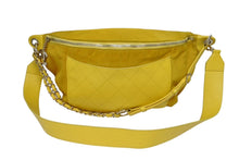 Load image into Gallery viewer, CHANEL Pharrell Williams シャネル ファレルウィリアムズ CCスリングバッグ カプセルコレクション 希少 イエロー ゴールド金具 美品 中古 4b005698