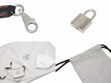 Load image into Gallery viewer, 極美品 SPO オーダー エルメス ケリー32 内縫い 読売ジャイアンツ ブラック オレンジ □P刻印 マットシルバー金具 ハンドバッグ 2WAY 中古 4b005709