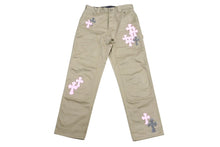 Load image into Gallery viewer, 極美品 CHROME HEARTS クロムハーツ カーペンター セメタリー クロスボール クロスパッチ パンツ サイズ30 ベージュ ピンク 中古 4b005728
