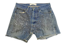 Load image into Gallery viewer, GOLDEN GOOSE x LEVI'S ゴールデングース リーバイス リメイク スタッズカスタム デニムショーツ ブルー サイズ34 美品 中古 4b005734