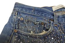 Load image into Gallery viewer, GOLDEN GOOSE x LEVI'S ゴールデングース リーバイス リメイク スタッズカスタム デニムショーツ ブルー サイズ34 美品 中古 4b005734