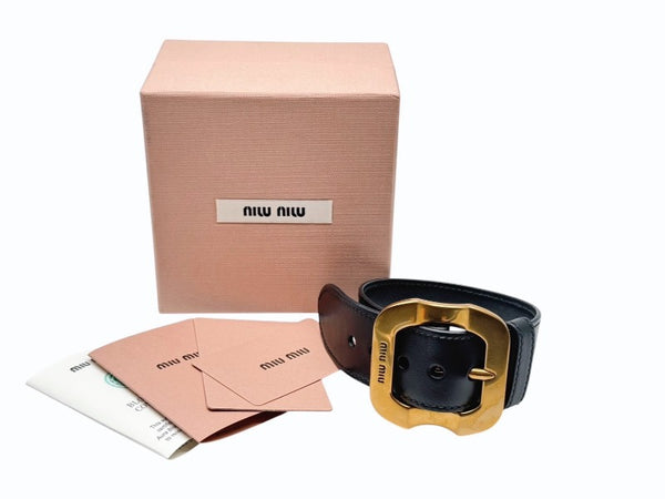 新品同様品 MIUMIU ミュウミュウ バックル付 ブレスレット レザー メタル ブラック ゴールド金具 サイズM 中古 4b005740