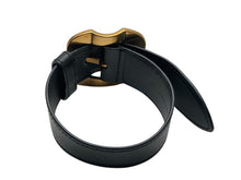 Load image into Gallery viewer, 新品同様品 MIUMIU ミュウミュウ バックル付 ブレスレット レザー メタル ブラック ゴールド金具 サイズM 中古 4b005740