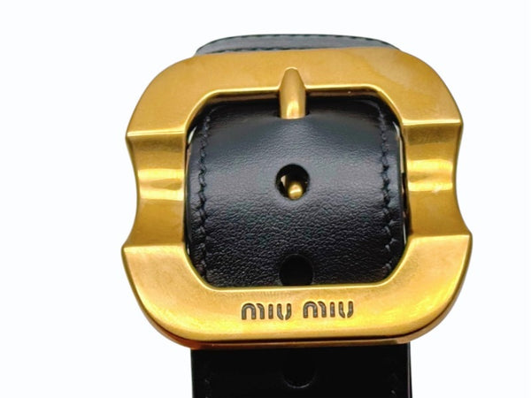 新品同様品 MIUMIU ミュウミュウ バックル付 ブレスレット レザー メタル ブラック ゴールド金具 サイズM 中古 4b005740