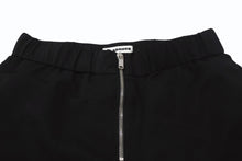 Load image into Gallery viewer, 極美品 JIL SANDER ジルサンダー パンツ ジップフライ ショーツ J52KA0009 JTN319 ウール ブラック サイズ32 中古 4b005749