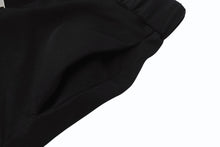 Load image into Gallery viewer, 極美品 JIL SANDER ジルサンダー パンツ ジップフライ ショーツ J52KA0009 JTN319 ウール ブラック サイズ32 中古 4b005749