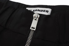 Load image into Gallery viewer, 極美品 JIL SANDER ジルサンダー パンツ ジップフライ ショーツ J52KA0009 JTN319 ウール ブラック サイズ32 中古 4b005749
