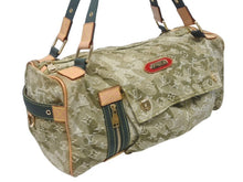 Load image into Gallery viewer, 極美品 LOUIS VUITTON ルイヴィトン モノグラモフラージュ リス ボストンバッグ カーキ 村上隆 デニム 08AW M95771 中古 4b005762