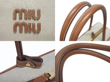 Load image into Gallery viewer, 極美品 MIUMIU ミュウミュウ トップハンドルバッグ ナチュラル 5BB163 イタリア製 キャンバス レザー ロゴ ベージュ 中古 4c005786