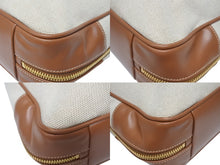 Load image into Gallery viewer, 極美品 MIUMIU ミュウミュウ トップハンドルバッグ ナチュラル 5BB163 イタリア製 キャンバス レザー ロゴ ベージュ 中古 4c005786