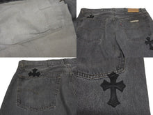 Load image into Gallery viewer, 新品未使用 CHROME HEARTS クロムハーツ セメタリー クロスパッチ デニム パンツ リーバイス LEVI`S 501 オーダー サイズ36 ブラック 中古 4b005822