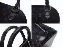 Load image into Gallery viewer, 極美品 LOUIS VUITTON ルイヴィトン モノグラムサテン リトル アルマ ミニハンドバッグ M92146 ブラック シルバー金具 中古 4b005834
