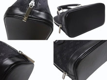 Load image into Gallery viewer, 極美品 LOUIS VUITTON ルイヴィトン モノグラムサテン リトル アルマ ミニハンドバッグ M92146 ブラック シルバー金具 中古 4b005834