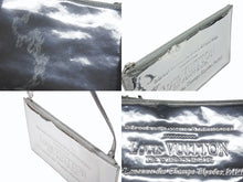 Load image into Gallery viewer, 極美品 LOUIS VUITTON ルイヴィトン ポシェット プラット ハンドバッグ M95277 モノグラム ミロワール シルバー シルバー金具 中古 4b005835