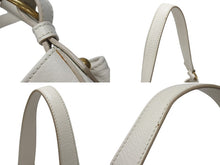 Load image into Gallery viewer, YVES SAINT LAURENT イヴサンローラン リボンバッグ ショルダーバッグ 151215 レザー ホワイト ゴールド金具 美品 中古 4b005837