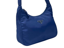 画像をギャラリービューアに読み込む, 極美品 PRADA プラダ ホーボー ハンドバッグ トライアングルロゴ 三角プレートロゴ ブルー ナイロン シルバー金具 イタリア製 中古 4b005840