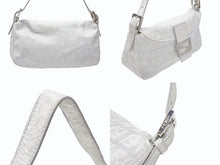 画像をギャラリービューアに読み込む, FENDI フェンディ ズッキーノ柄 マンマバケット グリッター ワンショルダーバッグ 8BR003 キャンバス シルバー シルバー金具 美品 中古 4b005843