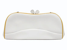 画像をギャラリービューアに読み込む, PRADA プラダ 2WAY クラッチバッグ ショルダーバッグ がま口 レザー ホワイト シルバー金具 美品 中古 4b005846