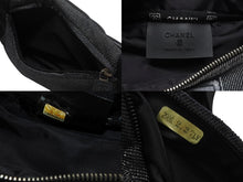 Load image into Gallery viewer, CHANEL シャネル スポーツライン ココマーク ウエストバッグ 10番台 ボディバッグ ブラック レザー ロゴ ジャガード シルバー金具 美品 中古 4b005860
