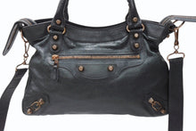 画像をギャラリービューアに読み込む, BALENCIAGA バレンシアガ City Giant シティ ジャイアント 2WAYバッグ ハンドバッグ ショルダーバッグ モスグリーン 美品 中古 4b005864