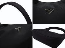 画像をギャラリービューアに読み込む, 極美品 PRADA プラダ ホーボー ワンショルダーバッグ MV515 トライアングルロゴ 三角ロゴプレート ナイロン ブラック 中古 4b005866
