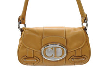 画像をギャラリービューアに読み込む, 極美品 CHRISTIAN DIOR クリスチャンディオール CDロゴプレート ハンドバッグ 08B00076 ベージュ レザー 中古 4b005867