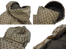 画像をギャラリービューアに読み込む, 極美品 BALENCIAGA × GUCCI バレンシアガ グッチ 22AW ハッカー プロジェクト BB柄 パファー ダウンジャケット YZERR私物 ベージュ サイズ46 681885 中古 4b005880