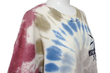 Load image into Gallery viewer, JUST DON ジャストドン レコードロータイダイ ロングスリーブTシャツ ロゴ刺繍 バックプリント YZERR私物 マルチカラー タイダイ サイズM 美品 中古 4b005892
