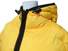 画像をギャラリービューアに読み込む, BURBERRY バーバリー パファージャケット ダウンジャケット YZERR私物 8003209 サイズ48 イエロー ポリエステル 美品 中古 4b005894