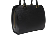 Load image into Gallery viewer, 極美品 LOUIS VUITTON ルイヴィトン エピ ポンヌフ ハンドバッグ M52052 エピレザー ブラック ゴールド金具 中古 4b005896