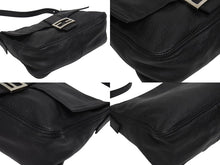 Load image into Gallery viewer, 極美品 FENDI フェンディ ワンショルダーバッグ ズッカロゴ マンマバケット ラムスキン ブラック シルバー金具 中古 4b005917