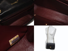 Load image into Gallery viewer, 極美品 CHANEL シャネル ハーフムーン マトラッセ22 Sフラップ Sチェーンショルダーバッグ 0番台 ラムスキン ココマーク ブラック 中古 4b005919