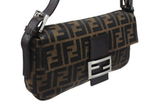画像をギャラリービューアに読み込む, 極美品 FENDI フェンディ マンマバケット ワンショルダーバッグ 26424 ズッカ柄 キャンバス レザー ブラウン シルバー金具 中古 4b005921