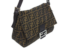 画像をギャラリービューアに読み込む, FENDI フェンディ マンマバケット ショルダーバッグ ズッカ柄 コットンキャンバス レザー ブラウン シルバー金具 美品 中古 4b005923