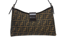 Load image into Gallery viewer, 極美品 FENDI フェンディ マンマバケット ショルダーバッグ ズッカ柄 台形 コットンキャンバス レザー ブラウン シルバー金具 中古 4b005925