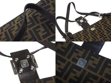 画像をギャラリービューアに読み込む, FENDI フェンディ マンマバケット ワンショルダーバッグ 26424 ズッカ柄 ブラウン キャンバス レザー シルバー金具 美品 中古 4b005926